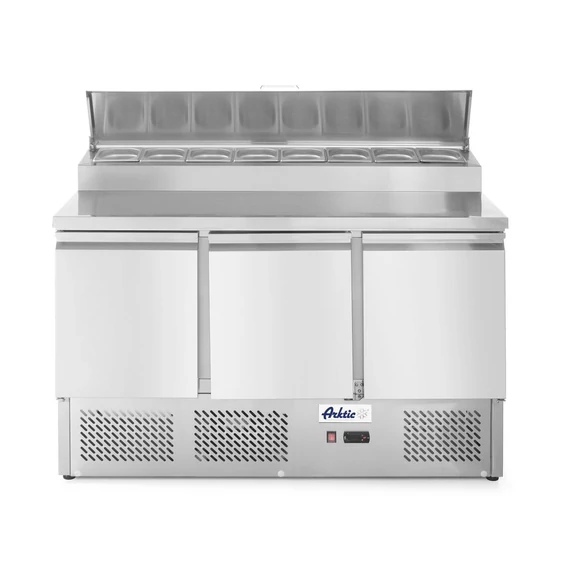 Háromajtós salátahűtő pult emelt GN bemutatórésszel 380L, Arktic, 230V/310W, 1365x702x(H)1265mm